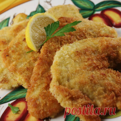 Шницель - рецепт сочного мясного ломтика. Просто пальчики оближешь!