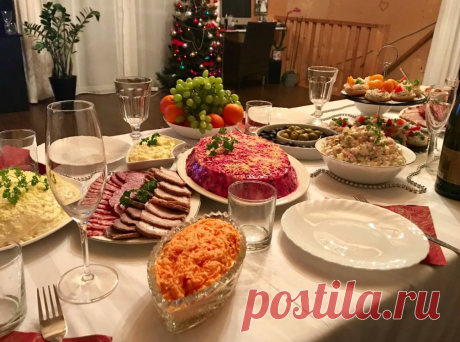 Что планирую готовить на Новый год. Никаких застолий и гор еды, как раньше. 31 хочу не готовить, а валяться перед телеком 😂 | Вечно на диете | Дзен