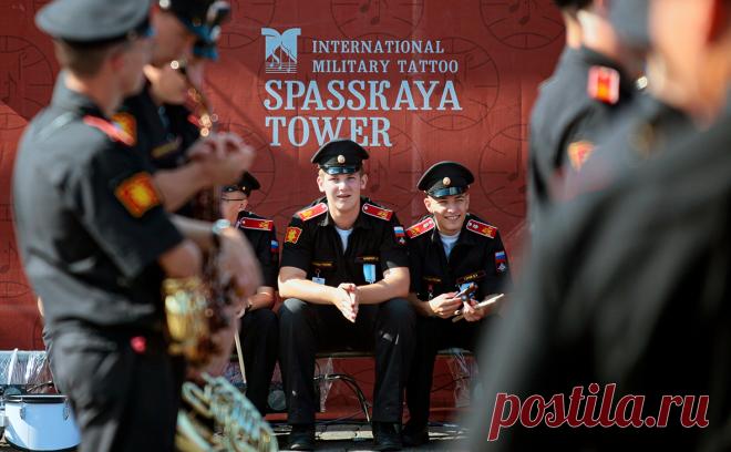 Организаторы нескольких опен-эйров решили не отменять фестивали. На фоне отмены фестивалей «Усадьба Jazz», Park Live, «Боль» и «Пикник Афиши» несколько промоутеров заявили, что все же планируют провести музыкальные опен-эйры. РБК выяснил, на какие можно попасть в этом году