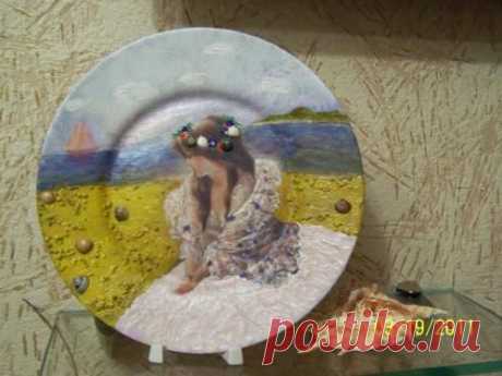 Тарелка Мечтательница в стиле декупаж - Декупаж - Рукоделие и творчество - Каталог статей - Рукоделие-мое хобби