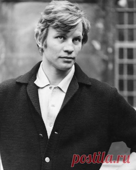 Майкл Йорк, 27 марта, 1942