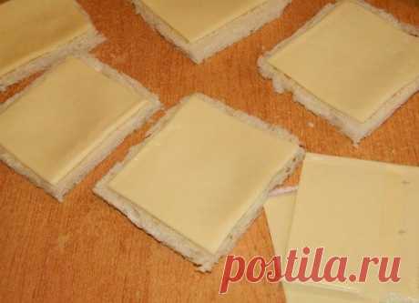 Вариация завтрака: горячие бутерброды-трубочки. Так необычно и вкусно!