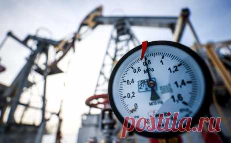 США исключили вторичные санкции при ограничении цены на российскую нефть. США не будут применять вторичные санкции против тех, кто будет покупать российскую нефть по цене выше предельной. «Мы не собираемся играть в игру «ага, попался!», - заметила директор OFAC Андреа Гакки