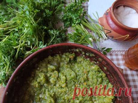 Острая приправа "Зеленая". Варить не надо, а какая вкусная и полезная | Жизнь по-деревенски | Дзен