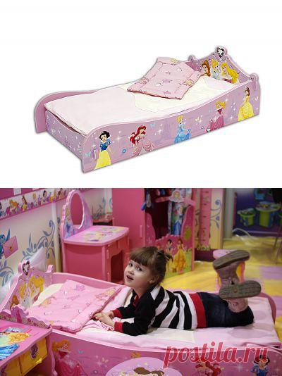 Кровать «Принцессы»  Артикул: YP017  Возраст: 2+   
Выдерживает вес взрослого человека 
Размеры (мм)  	Длина	Ширина	Высота
Упаковка	1390	130	630
Изделие	135	680	420
 Размер спального места 	1200	600 
Минимальная сумма покупки товара, данного производителя от 5000 руб. 
Доставка: Москва - 300 руб, МО - 300 руб. + 25 руб/км.