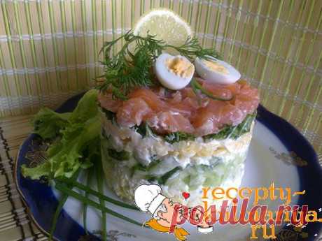Салат башенка с семгой