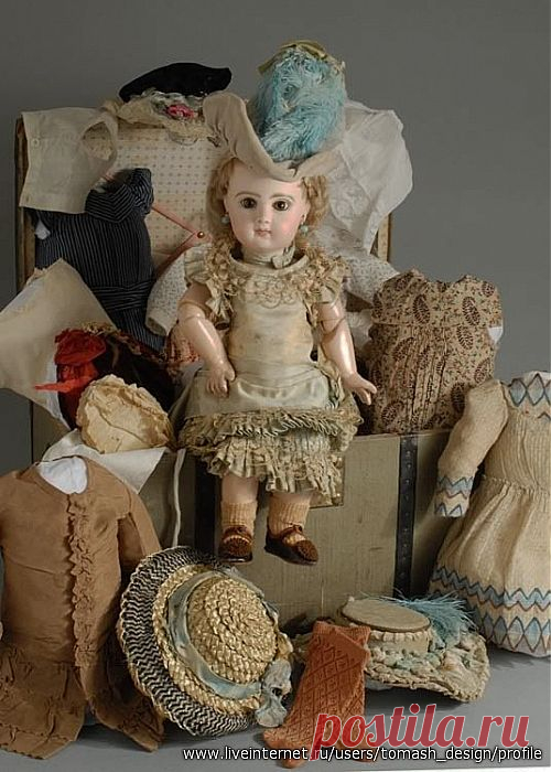 Антикварные куклы ..