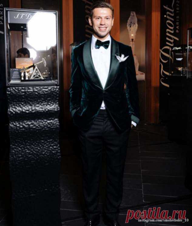 Внучка Ельцина в день рождения Федора Смолова призналась ему в любви | Краше Всех