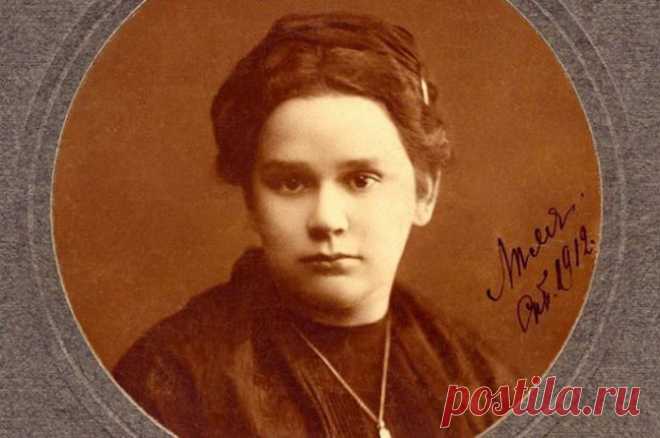 Таинственная поэтесса Черубина де Габриак - самая громкая мистификация Серебряного века