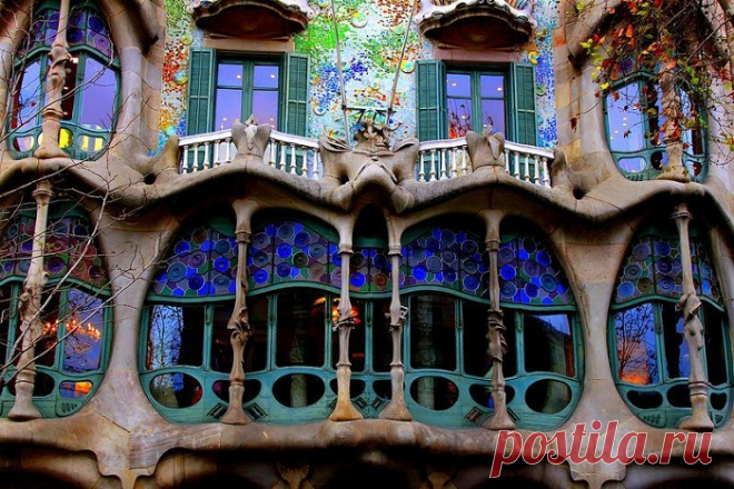 7 архитектурных шедевров Антонио Гауди, которые украшают Барселону