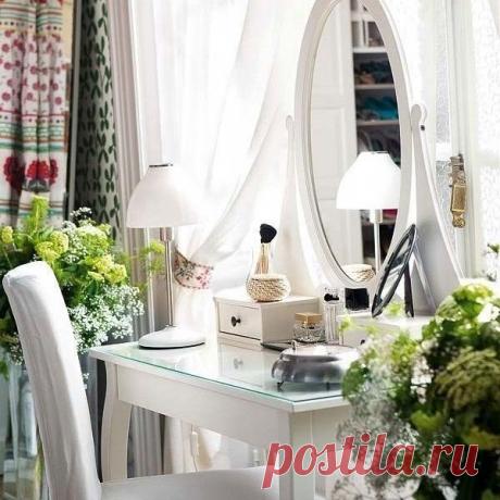 Добро пожаловать в женский рай. Подборка туалетных столиков: публикации и мастер-классы – Ярмарка Мастеров