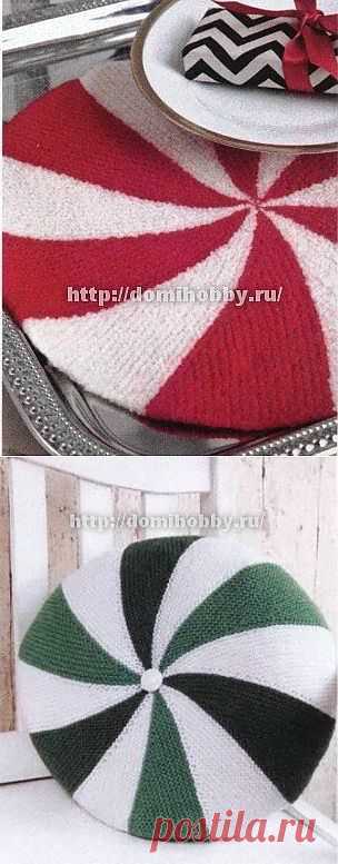 ВЯЗАНИЕ ПОДУШКИ ИЗ ЦВЕТНЫХ КЛИНЬЕВ.