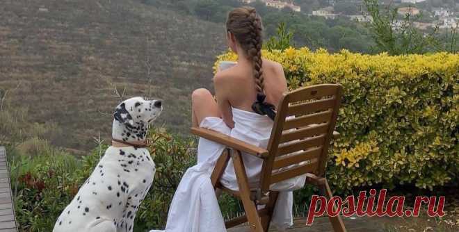 Огонь, земля, воздух, вода: особенности знаков зодиака по стихиям  Как энергия четырех элементов раскрывается под разными созвездиями Зодиака?
Обитателям четырех стихий – огня, земли, воздуха и воды – свойственны определенные черты характера.
Они могут быть как очень яркими и заметными, так и практически незаметными или даже отсутствовать вовсе.
Стихия Огня Человек, рожденный под знаком Огня, отличается энергичностью, подвижностью и оптимистичностью.
Он всегда жизнерадостен и общителен, любит …