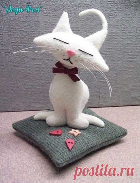 Выкройки игрушек. Кошки