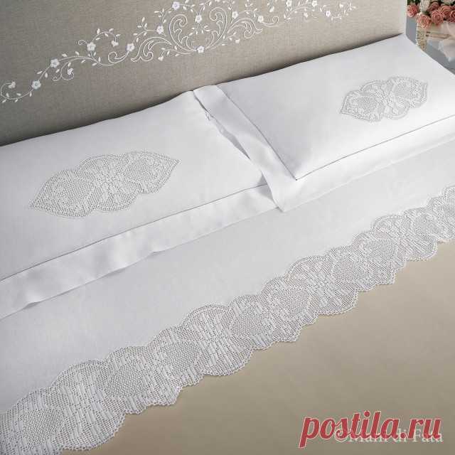 Scheme to realize the crochet filet inserts and border of the queen's size bedsheet