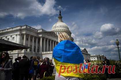 Лидер демократов в Сенате США запросил голосование по помощи Киеву. Лидер демократов в Сенате США Чак Шумер подал ходатайство о назначении голосования по запросу президента Штатов Джо Байдена на выделение дополнительных средств на цели нацбезопасности, включая поддержку Киева. Об этом Шумер рассказал по время слушаний, передает телеканал C-SPAN.