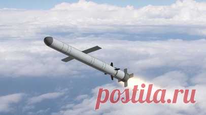 Русский «Томагавк»: как создавался уникальный высокоточный ракетный комплекс «Калибр». В ночь на 7 октября 2015 года состоялось первое боевое применение российских крылатых ракет «Калибр»: из акватории Каспийского моря был нанесён удар по позициям боевиков в Сирии. Это оружие прекрасно зарекомендовало себя как в ходе сирийской кампании, так и в зоне СВО. Эксперты полагают, что «Калибр», который в своё время создавался как конкурент «Томагавкам», во многом превзошёл американские ракеты. По…