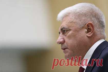 Колокольцев заявил о попытках Запада приостановить членство России в Интерполе. Министр внутренних дел России Владимир Колокольцев заявил, что ряд западных стран пытаются ограничить Москве возможность задействовать каналы Интерпола для розыска преступников или даже приостановить членство РФ в этой организации. Такое желание подчеркивает планы этих стран оказывать политическое давление.