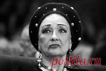 Умерла актриса Зинаида Кириенко. Народная артистка РСФСР Зинаида Кириенко умерла на 89-м году жизни, сообщил представитель Союза кинематографистов России. «Зинаида ушла из жизни сегодня ночью», — пояснил собеседник агентства. Время и место прощания с актрисой пока не уточняются. Ранее ей диагностировали рак поджелудочной железы.