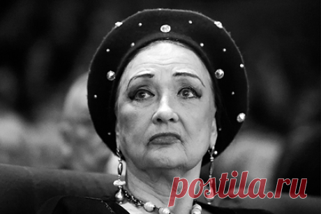 Умерла актриса Зинаида Кириенко. Народная артистка РСФСР Зинаида Кириенко умерла на 89-м году жизни, сообщил представитель Союза кинематографистов России. «Зинаида ушла из жизни сегодня ночью», — пояснил собеседник агентства. Время и место прощания с актрисой пока не уточняются. Ранее ей диагностировали рак поджелудочной железы.