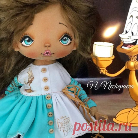 Вчерашние посиделки при свечах 😄🙈🕯🔥#люмьер#красавицаичудовище 💖💖💖!!!
В работе три куклы - все с диснеевскими героями. На две куклы проведу аукционы (минут по 20 на аукцион), третью куклу - найдём дом через генератор. Как куклы будут полностью готовы - я всё покажу и расскажу!!! #текстильнаякукла