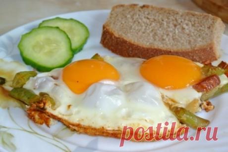 Яичница с овощами и грибами. пошаговый рецепт с фотографиями