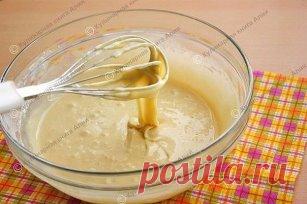 Торт «Milchmädchen» («Молочная девочка»)
Для тех, кто не пробовал еще этот тортик - ну какой же он вкусный! Просто не передать словами! К тому же очень прост и быстр в приготовлении!
Рецепт торта «Milchmädchen» пришел к нам из Германии. Коржи готовятся на основе сгущенного молока, которое в Германии называлось «Milch Mädchen», т.е. молочная девочка.
Понадобится:
Тесто: 
сгущенка - 1 б ( 400 г)
яйца - 2 шт
мука - 1 ст. (160 г)
разрыхлитель - 1 п. (1 ст.л.)
Крем:
сливки 35% - 400 мл
сахарная