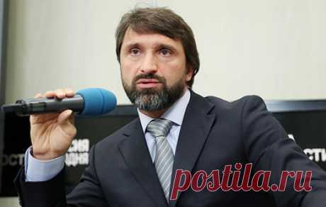 Агапитов уверен, что любой штангист сборной в случае получения повестки исполнит свой долг. Глава Федерации тяжелой атлетики России отметил, что спортсменам из главной команды страны повестки пока не поступали