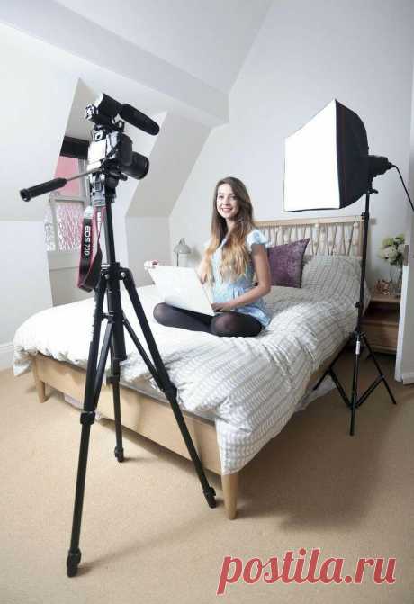 7 fashion-блогеров на YouTube, каналы которых определённо заслуживают вашего внимания!
Один из наиболее удобных способов тренировки насмотренности и, как следствие, работы над своим стилем и гардеробом – просмотр полезных видео по данной тематике. Очень удобно делать это на YouTube! Блогеров там действительно размещается немало, в том числе тех, кто с разных сторон и точек зрения обозревает мир моды и стиля. В публикации рассказываю о тех, […]
Читай пост далее на сайте. Жми ⏫ссылку выше