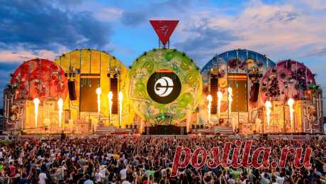 Фестиваль &quot;Fruit Vibrations Open Air&quot;
Музыкальный пикник с современной танцевальной культурой на исторически интересном месте.