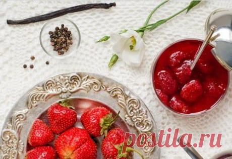 Самые необычные рецепты клубничного варенья / Простые рецепты