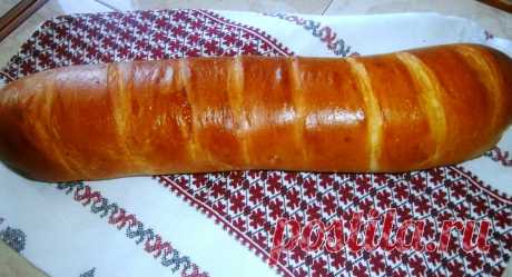 Молочный батон в духовке, рецепт Вкусный, ароматный, с румяным бочком молочный батон испечь не доставит труда даже начинающему кулинару. На завтрак с домашним сливочным маслом, джемом, просто объедение! Вкус напоминает детство!