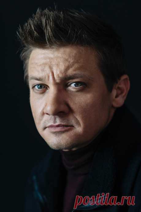 Джереми Реннер