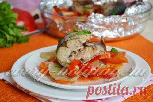 Скумбрия с овощами в фольге в духовке: рецепт с фото