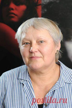 УРОК МАКИЯЖА ДЛЯ «ДЕВОЧЕК ПОСТАРШЕ»