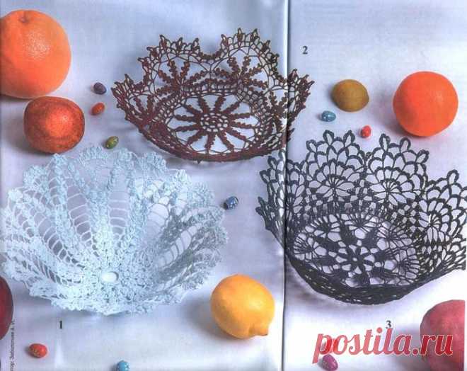 Голубая, синяя и бордовая конфетницы (крючок)