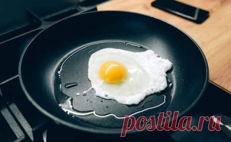 12 хитростей по приготовлению яиц: советы от японского повара - Будет вкусно - Социальная сеть "МТ.RU" Больше не нужно гадать, сырое яйцо или варёное, когда снимать с огня или почему желток крошится. В этом рецепте собрано девять точных правил, проверенных на практике. Правильная температура, нужный угол хранения, контроль влаги — и каждое яйцо выходит идеальным. Итак, что нужно знать: 1. Подписывайтесь, читайте, комментируйте, ставьте лайки