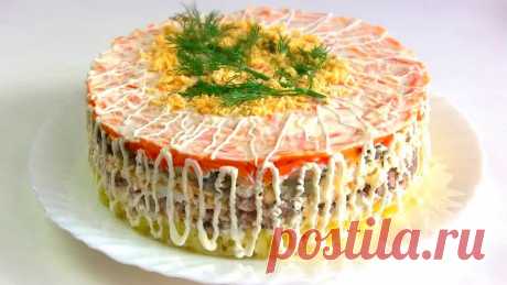 Салат мимоза: классические рецепты Очень вкусный салат Мимоза – лучшее блюдо к новогоднему столу. Различные варианты классического рецепта, иногда просто неожиданные, но очень вкусные.