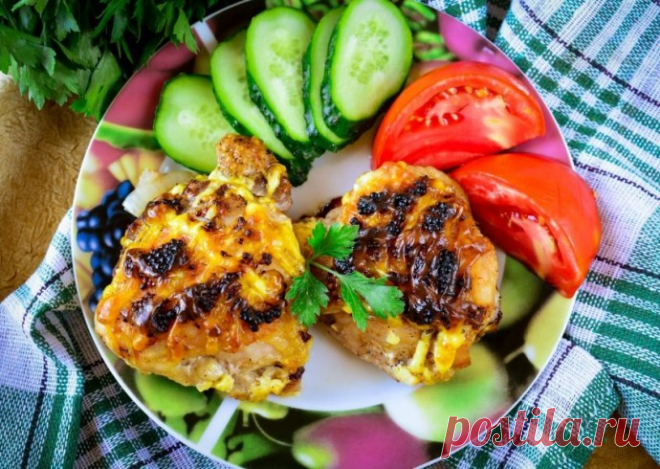 ​Аппетитные куриные бедрышки в духовке