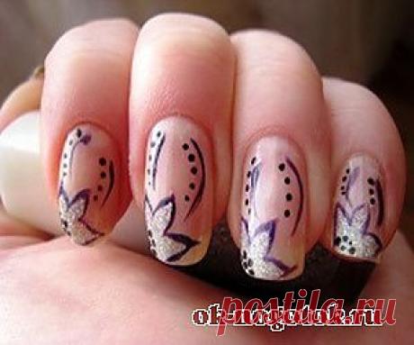 Сиреневые цветы на белом фоне | Ноготок, мои рисунки на ногтях