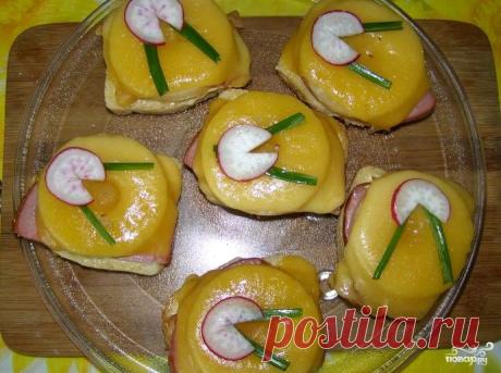 Бутерброды с ананасами и ветчиной - пошаговый кулинарный рецепт с фото на Повар.ру