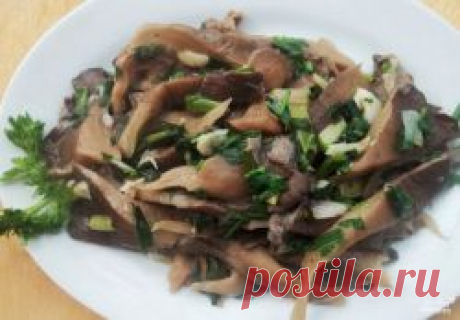 Жареные вешенки с луком