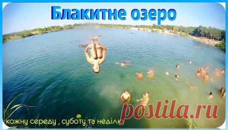 (4) Facebook
