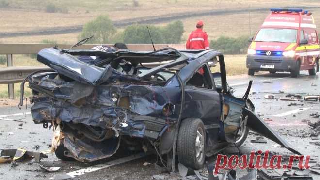 Fondul despre care nu ştiu toţi! Cum poţi solicita bani, fiind victimă a unui accident În Republica Moldova au loc anual mii de accidente rutiere și nu puțini sunt șoferii care riscă să circule fără polițe de asigurare obligatorie sau își cal