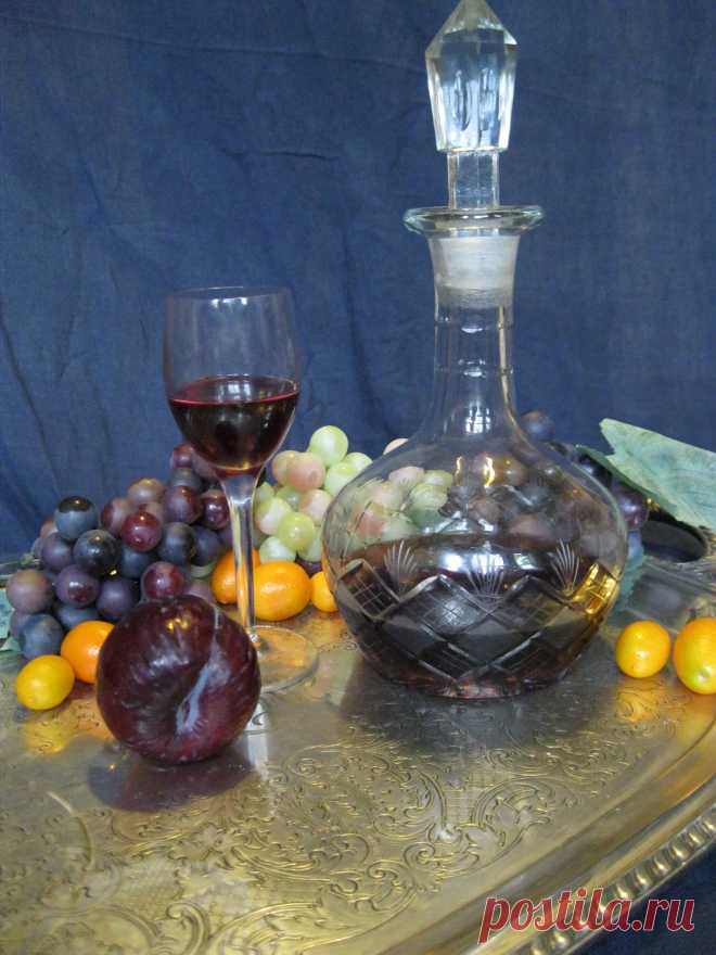 Ликёры и домашнее вино.