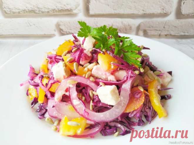 Новый салат из капусты, у этого салата нет конкурентов, очень вкусный! У этого салата просто нет конкурентов, вкусный, сочный, простой по составу, а еще и полезный. Рецепт этого салата нашла в одном из кулинарных журналов и сначала обратила внимание на его яркость, но когда приготовила осталась очень довольна вкусом. Готовить такой салат можно круглый год,...