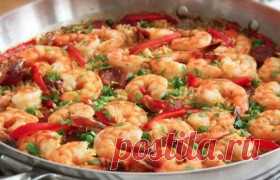 Паэлья с креветками и колбасой - рецепт