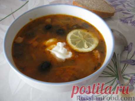 Рецепт: Солянка с копченостями на RussianFood.com