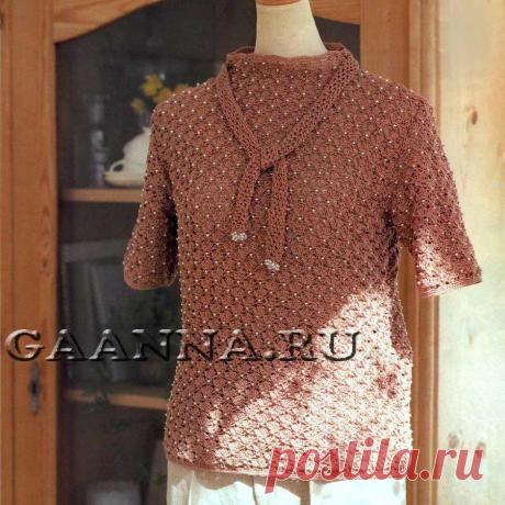 Кофточка с бусинками
