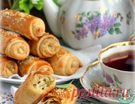 Пирожки "Вэрзэре" с солеными огурцами и рисом – кулинарный рецепт